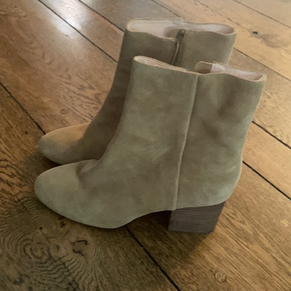 J Crew Booties perfect for Fall!
